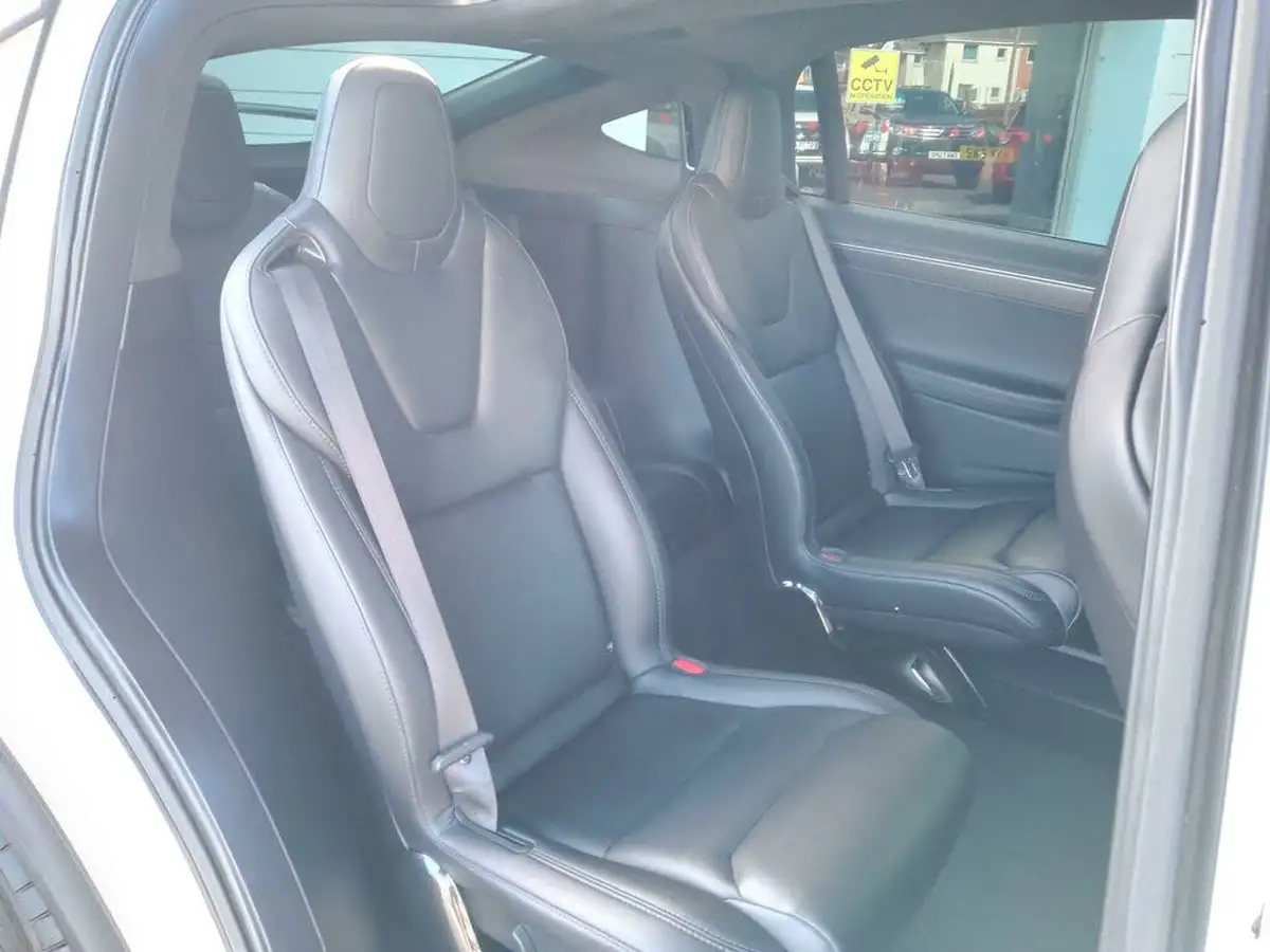 2018-tesla-model-x-e-75d-big-37