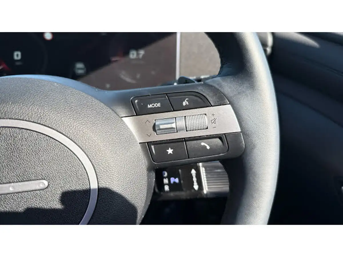 2024-hyundai-tucson-16-t-gdi-premium-160ps-48v-mhev-two-tone-roof-7dct-big-25