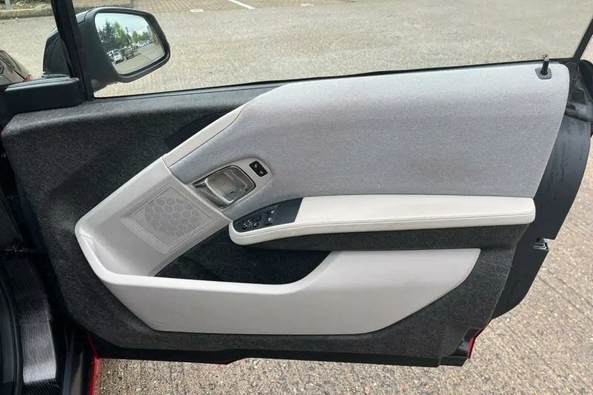 2020-bmw-i3-e-120-ah-big-38