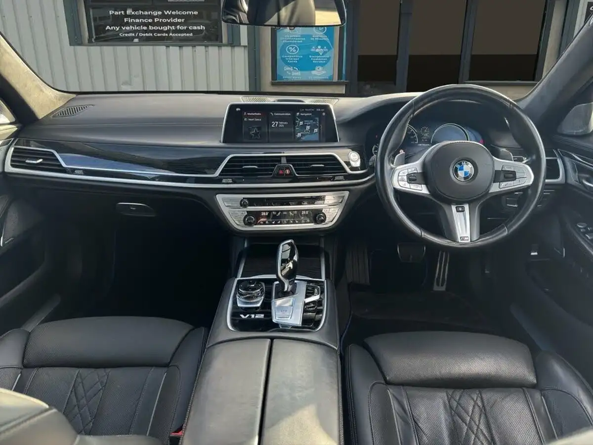 2018-bmw-7-series-66-m760li-big-22