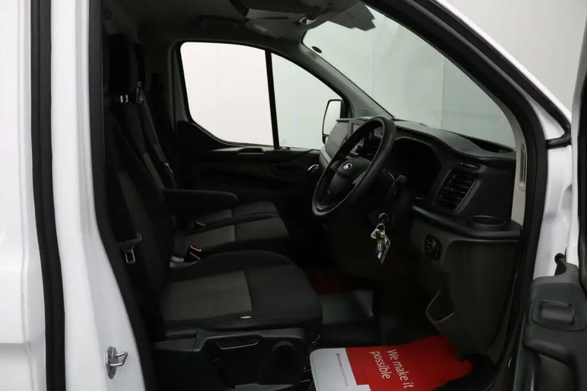 2020-ford-transit-custom-20tdci-280-l1h1-leader-105pseu6dt-panel-van-big-22