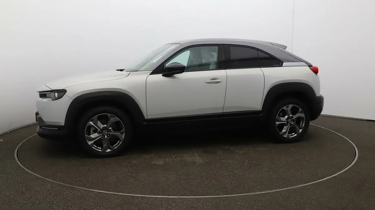 2021-mazda-mx-30-e-first-edition-big-59
