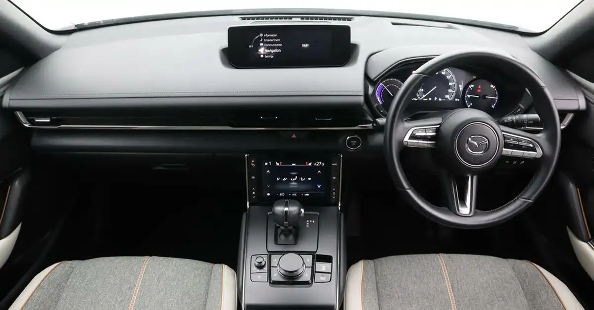 2021-mazda-mx-30-e-first-edition-big-13