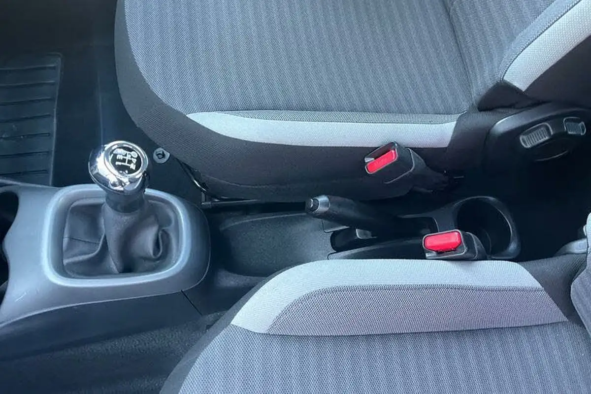 2020-toyota-aygo-10-vvt-i-x-play-big-32