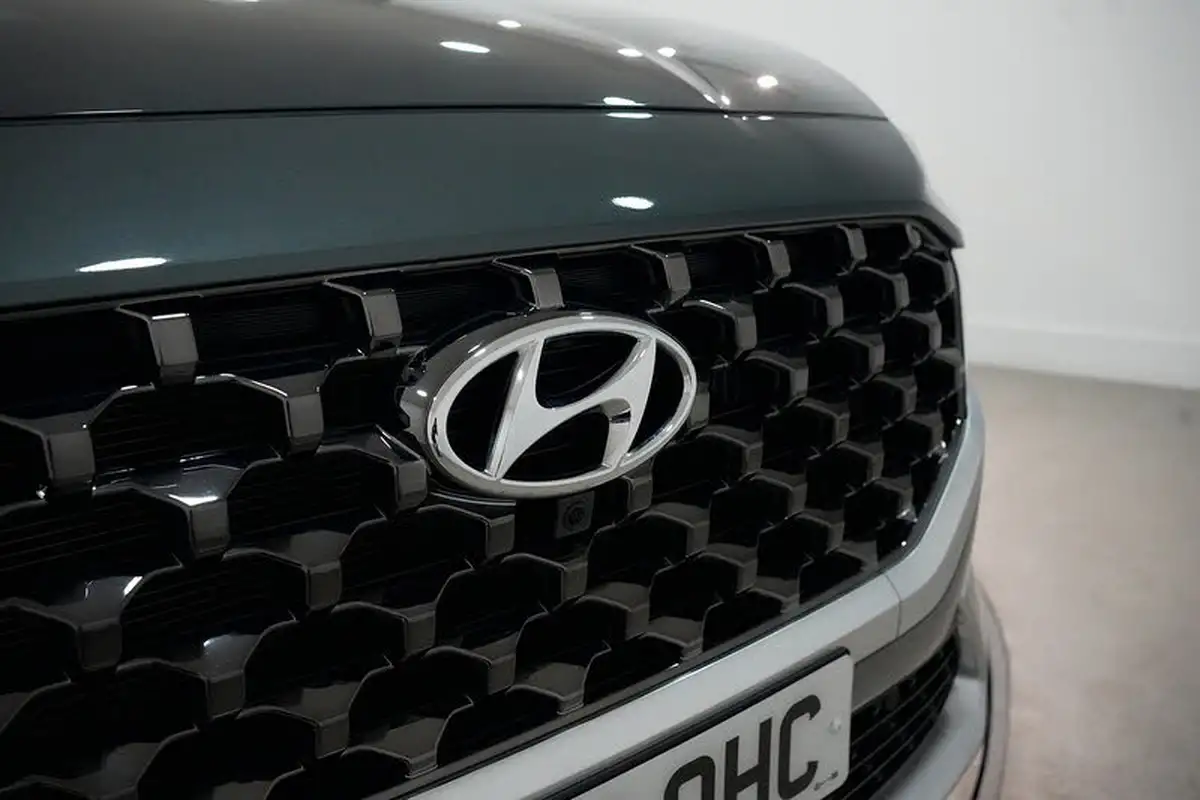 2022-hyundai-santa-fe-16-t-gdi-ultimate-265ps-4wd-phev-big-16