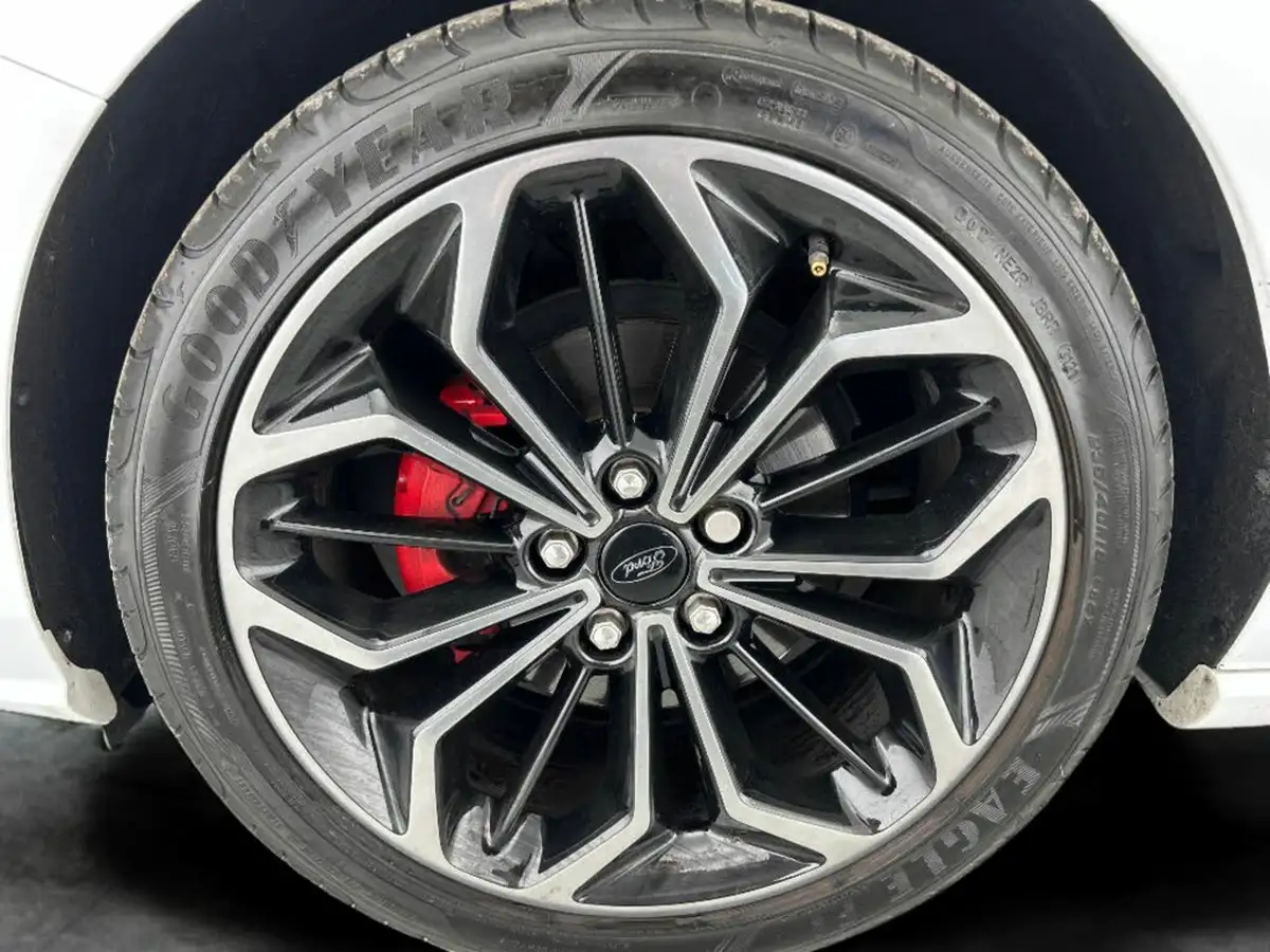 2021-ford-focus-10t-st-line-x-edition-155ps-hybrid-mhev-hatchback-big-9