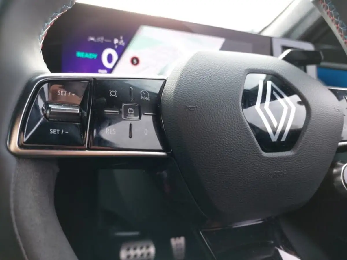 2024-renault-scenic-e-tech-e-esprit-alpine-big-15