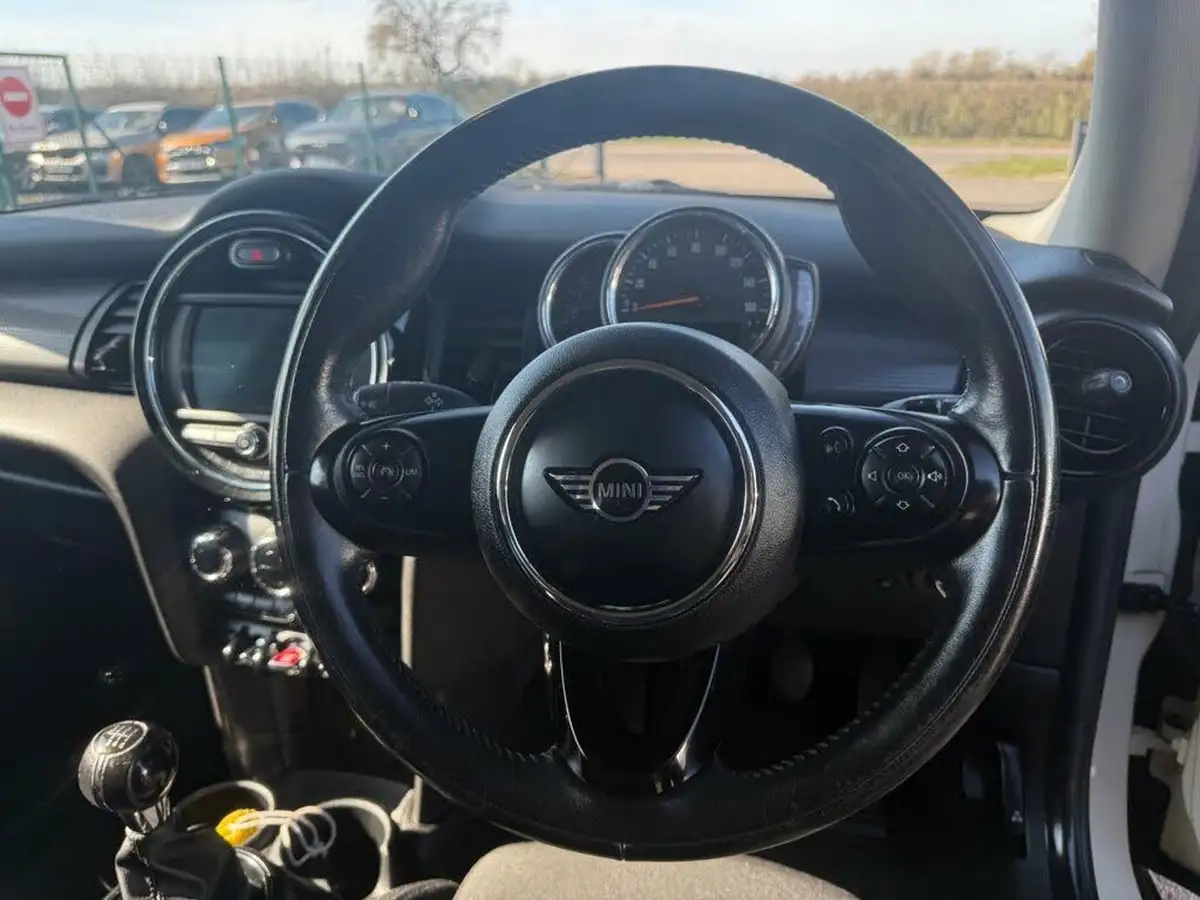 2018-mini-cooper-15-cooper-series-ii-ss-hatchback-3d-big-10