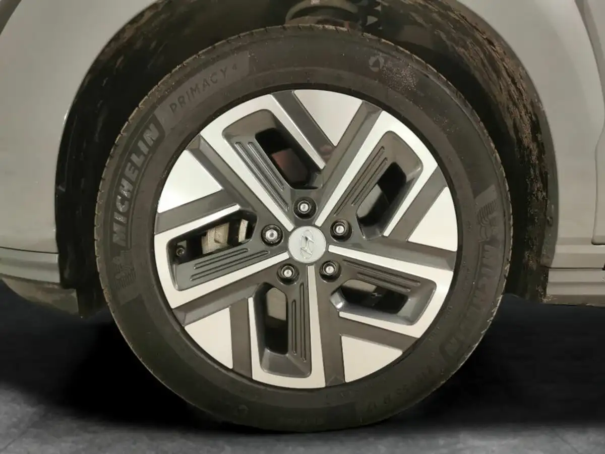 2021-hyundai-kona-e-premium-204ps-64kwh-7kw-obc-big-23