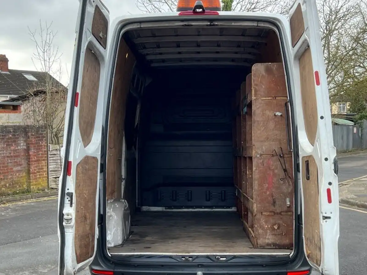 2021-mercedes-benz-sprinter-21cdi-314-l1h1-progressive-big-30