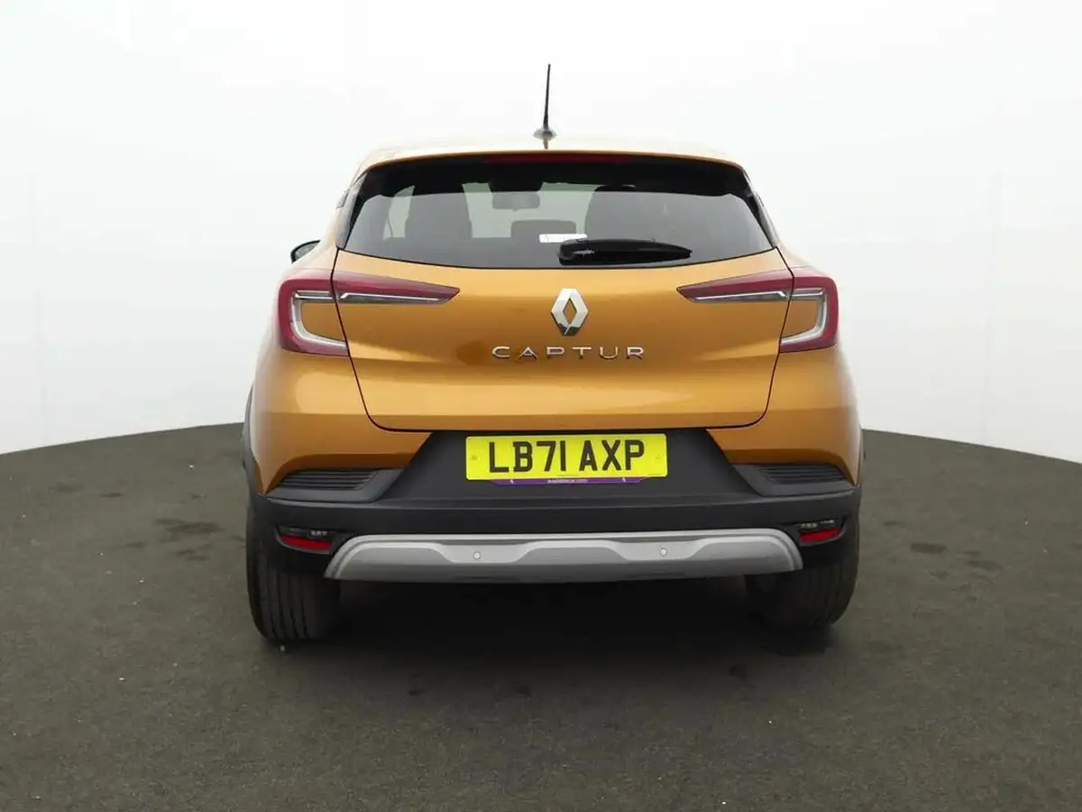 2021-renault-captur-10-tce-iconic-edition-big-2