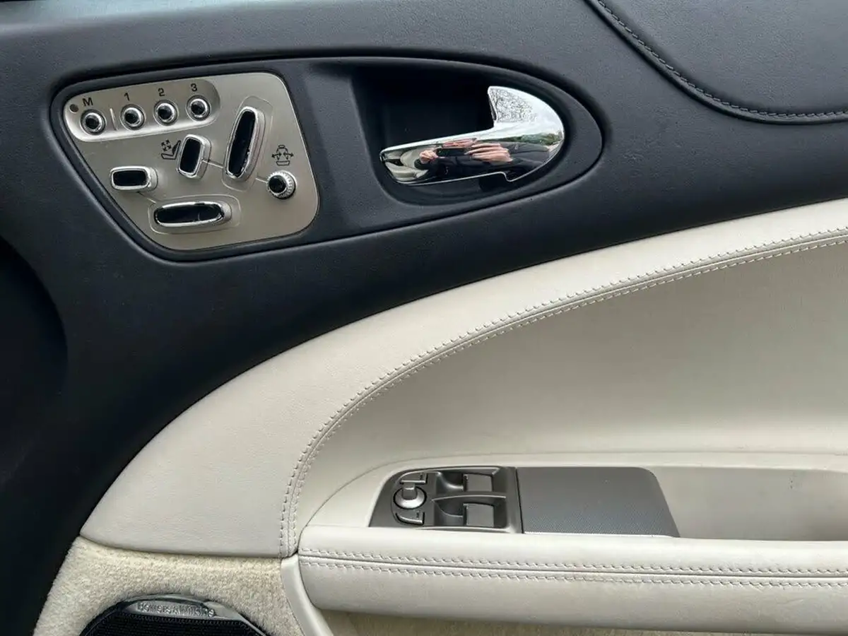 2010-jaguar-xk-50-portfolio-coupe-big-18