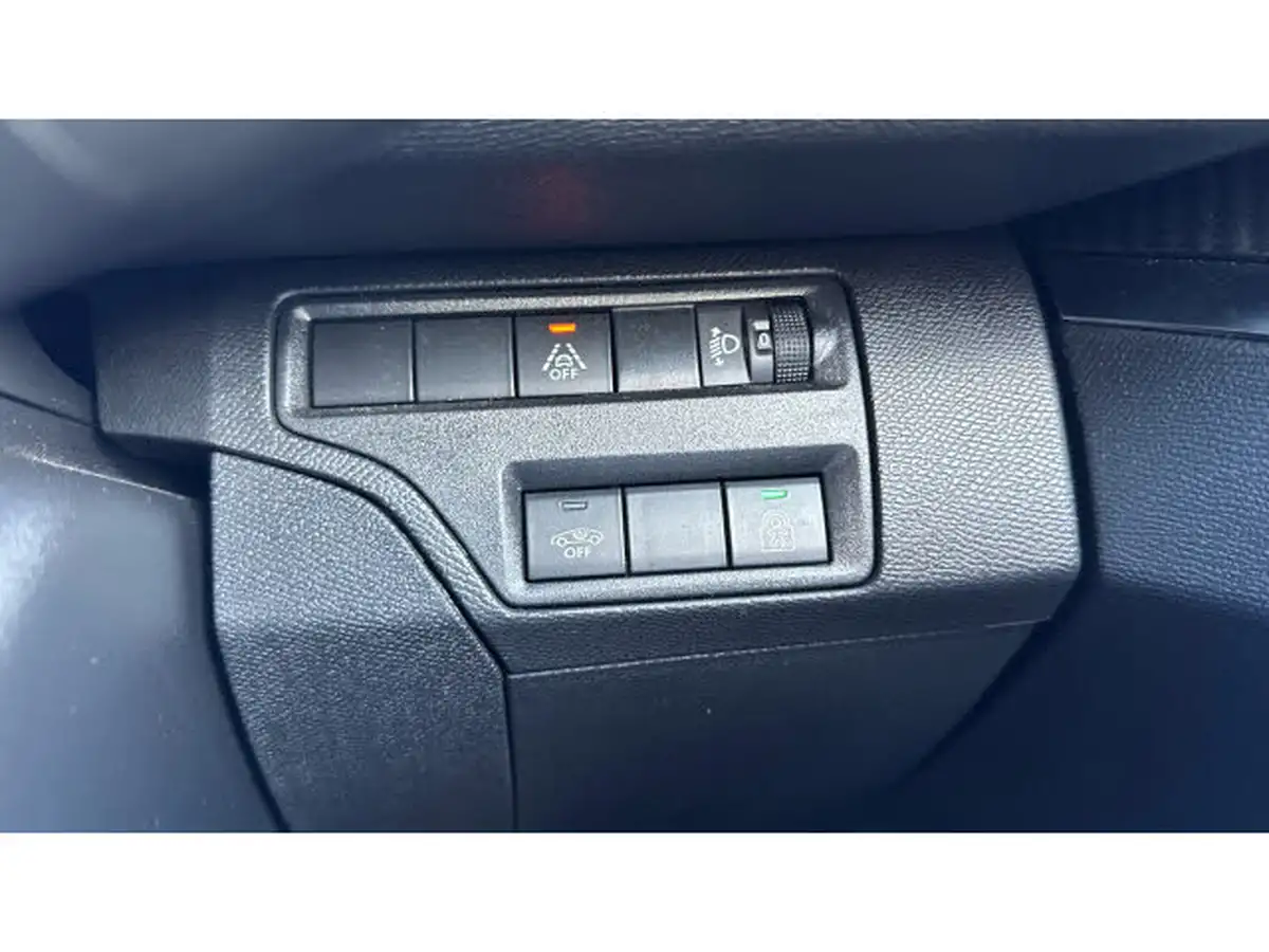 2023-peugeot-3008-suv-12-puretech-active-premium-eat8-big-26