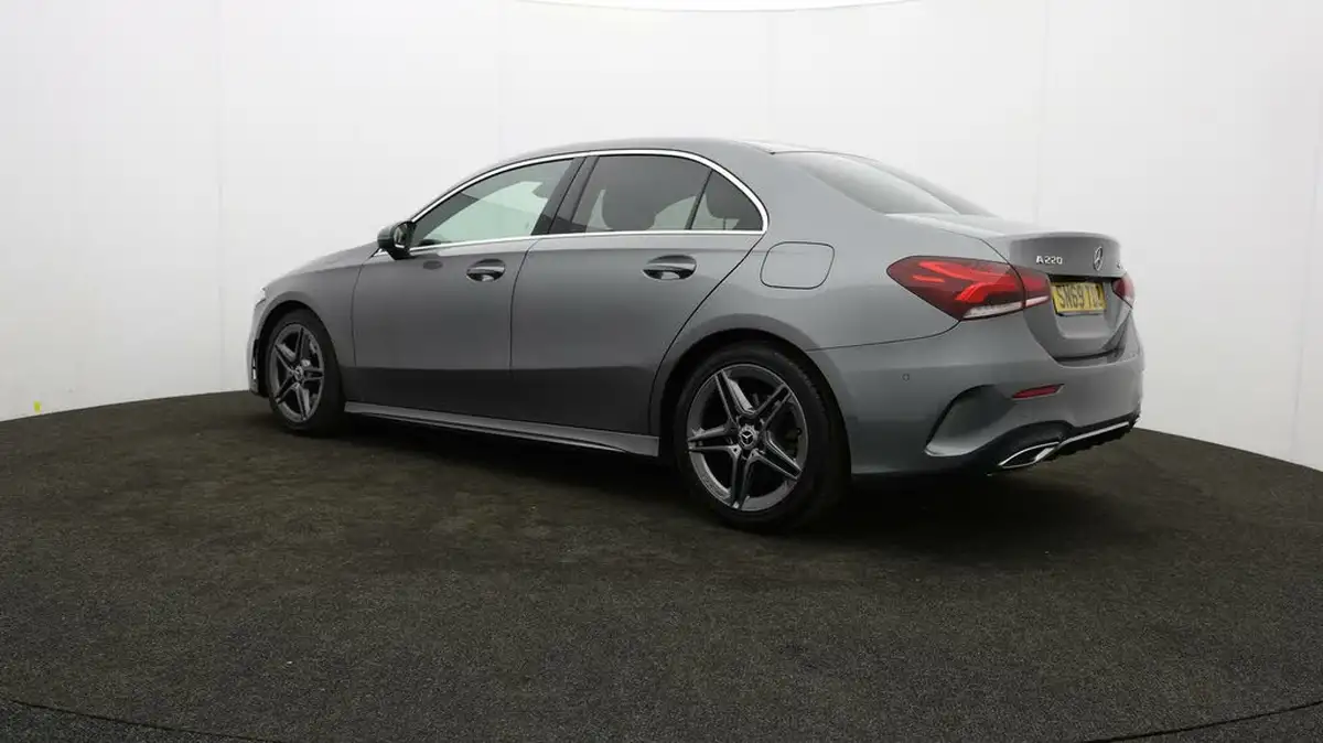 2019-mercedes-benz-a-class-20-a220-amg-line-saloon-4d-4matic-big-68