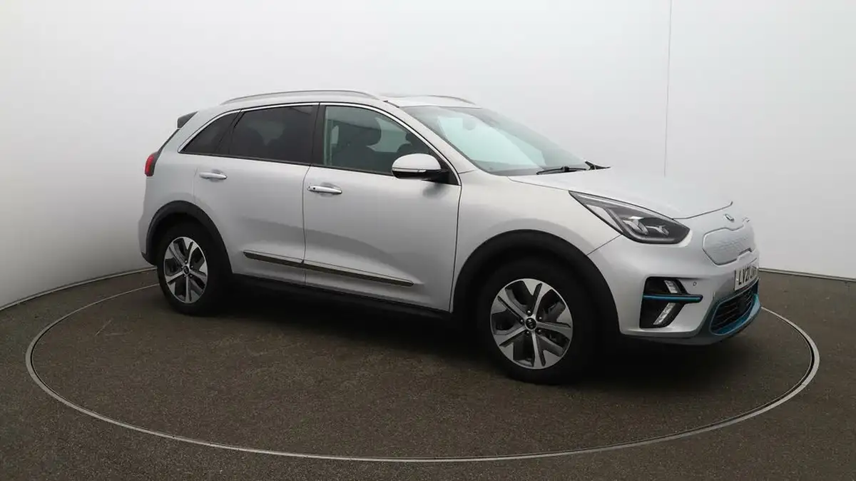 2021-kia-e-niro-ev-4-big-38