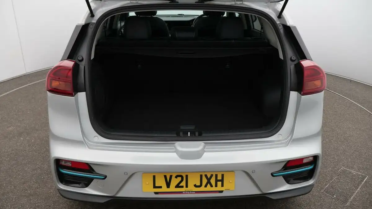 2021-kia-e-niro-ev-4-big-17