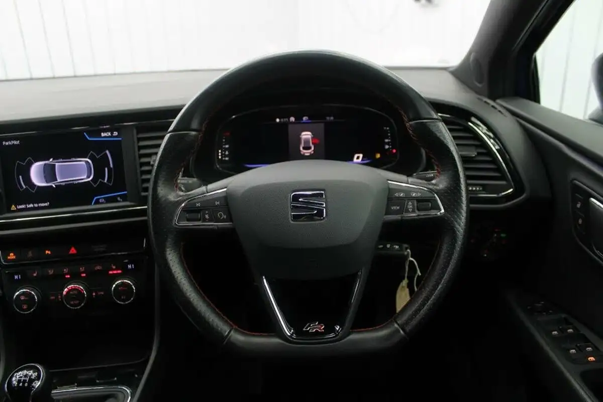 2020-seat-leon-15-tsi-evo-fr-black-edition-150ps-estate-dsg-big-27