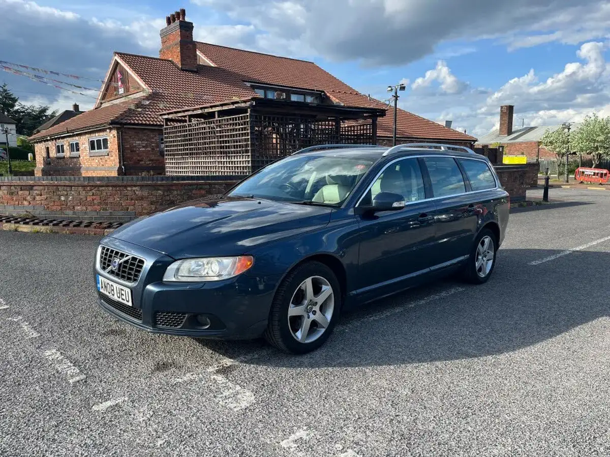 2008-volvo-v70-24td-d5-se-lux-185ps-geartronic-big-1