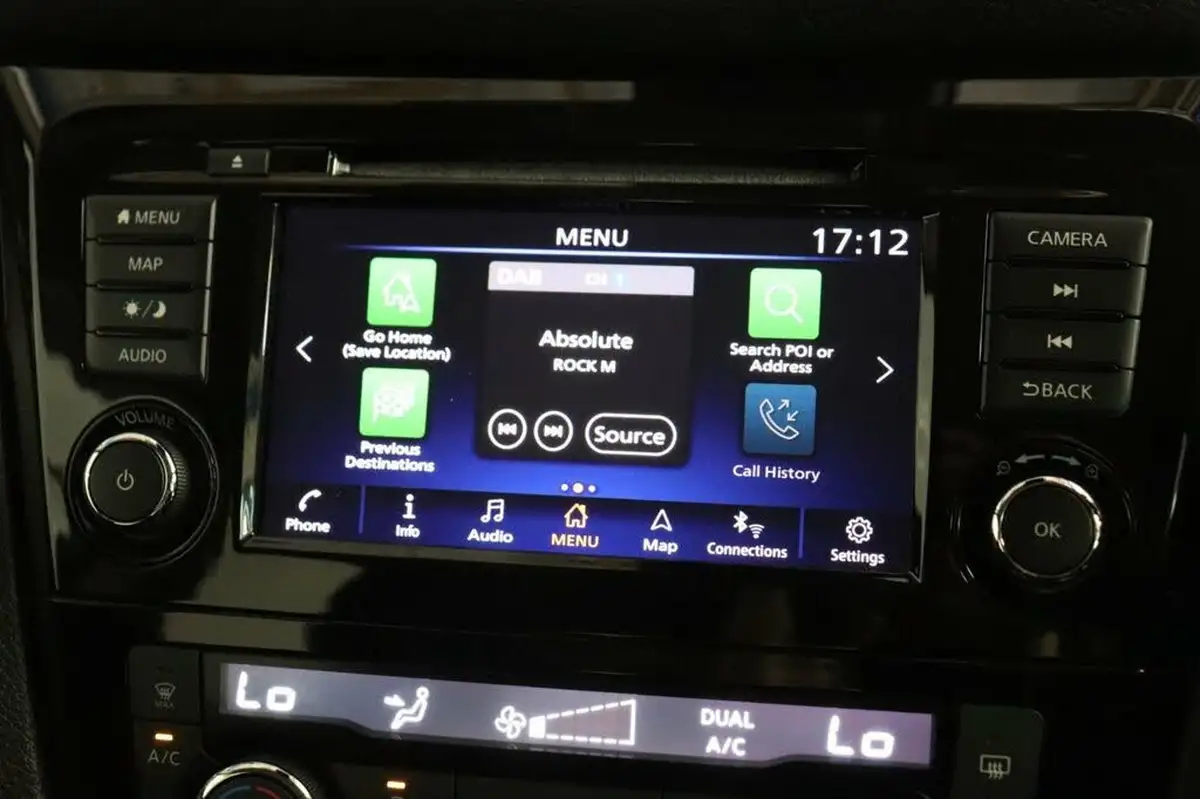 2019-nissan-qashqai-13-dig-t-acenta-premium-140ps-big-24