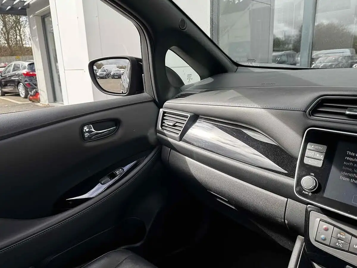 2021-nissan-leaf-e-n-connecta-big-28