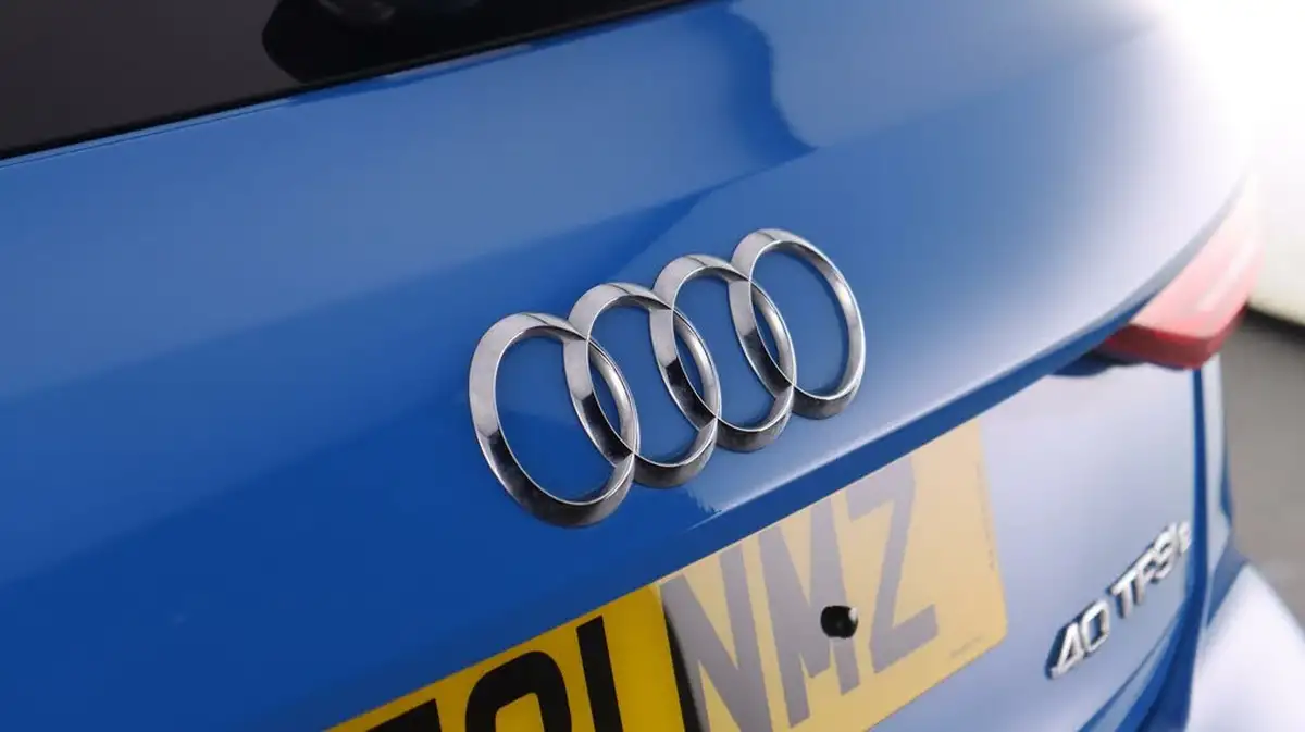 2021-audi-a3-14-40-tfsi-e-s-line-big-19