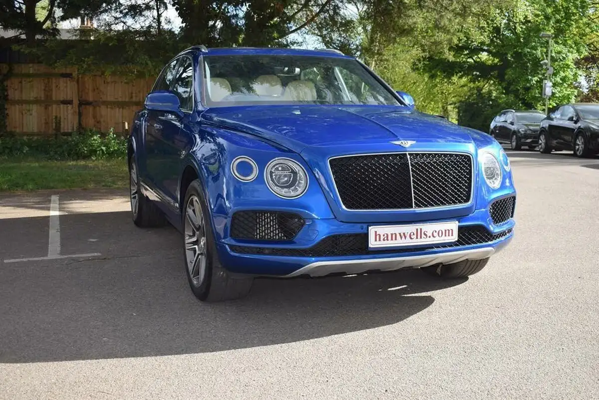 2017-bentley-bentayga-40-diesel-big-41