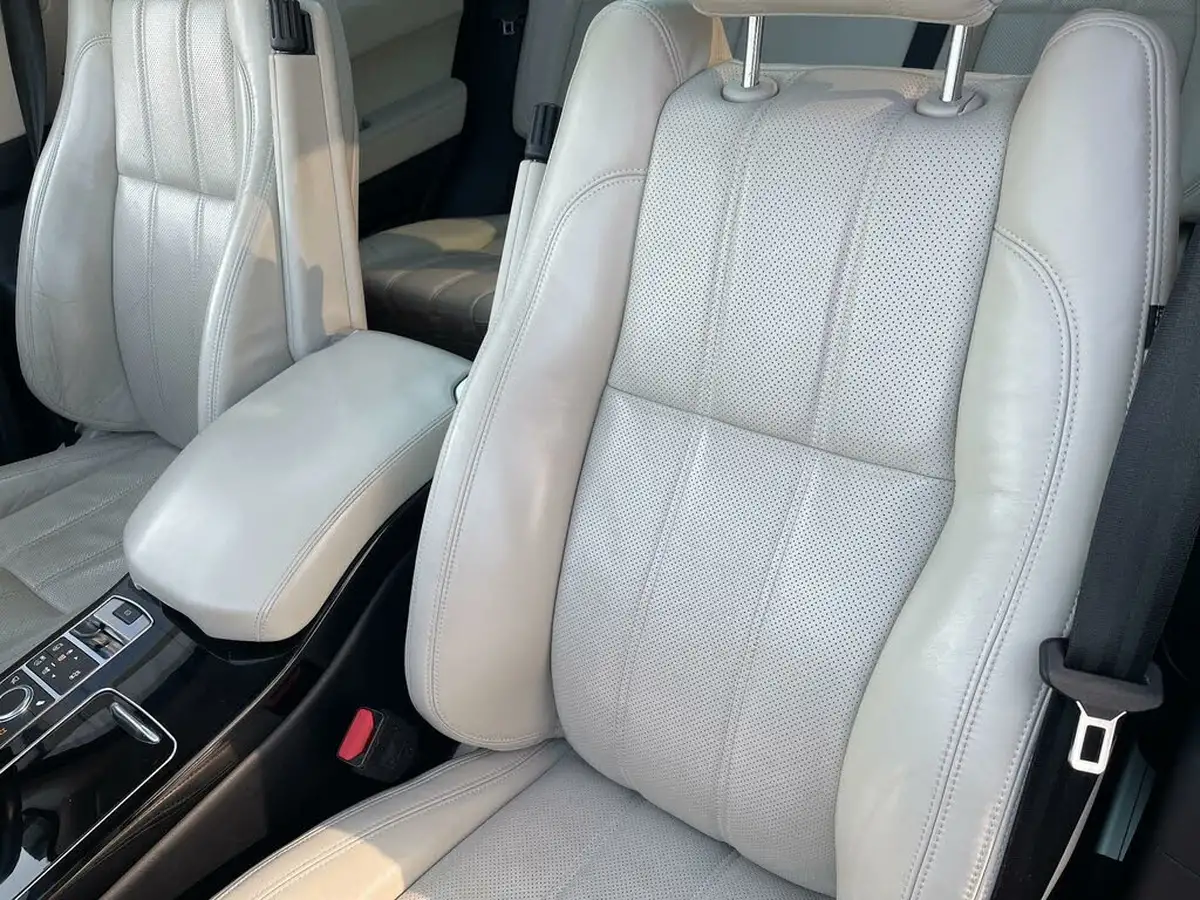 2017-land-rover-range-rover-30tdv6-vogue-258bhp-awd-big-52