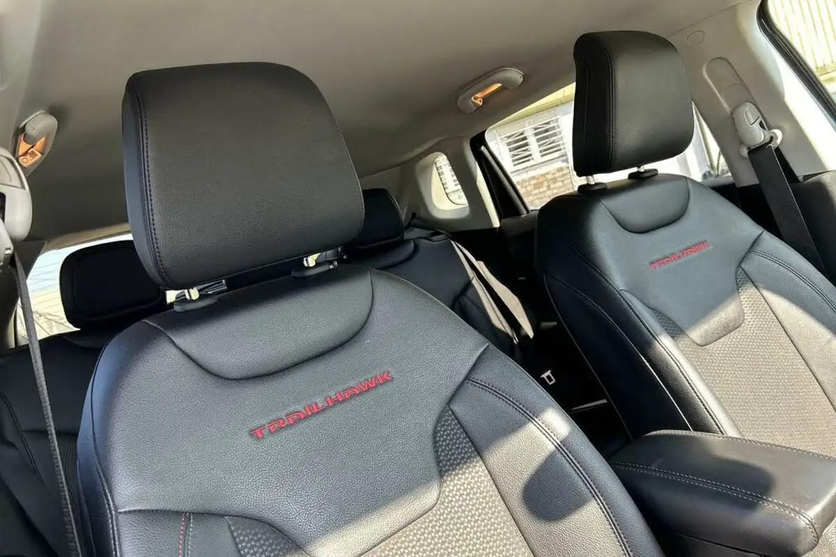 2023-jeep-compass-13-gse-trailhawk-big-6