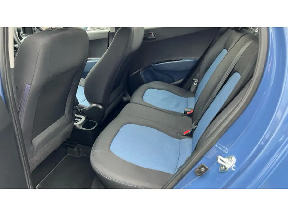 2015-hyundai-i10-10-se-big-15