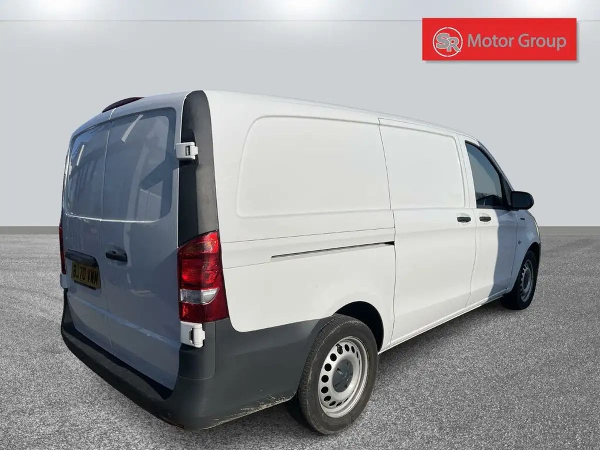 2020-mercedes-benz-vito-e-pure-l2-big-20