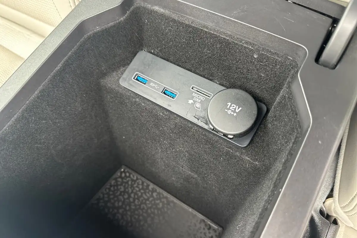 2019-jaguar-e-pace-20-i4d-r-dynamic-hse-180ps-big-16