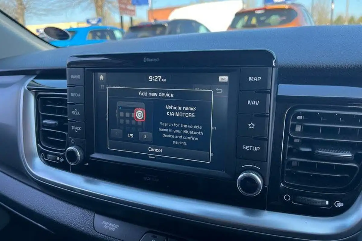 2019-kia-stonic-10-t-gdi-4-big-24