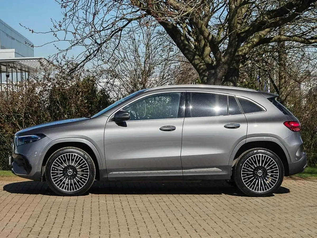 2024-mercedes-benz-eqa-e-eqa-250-amg-line-premium-big-3