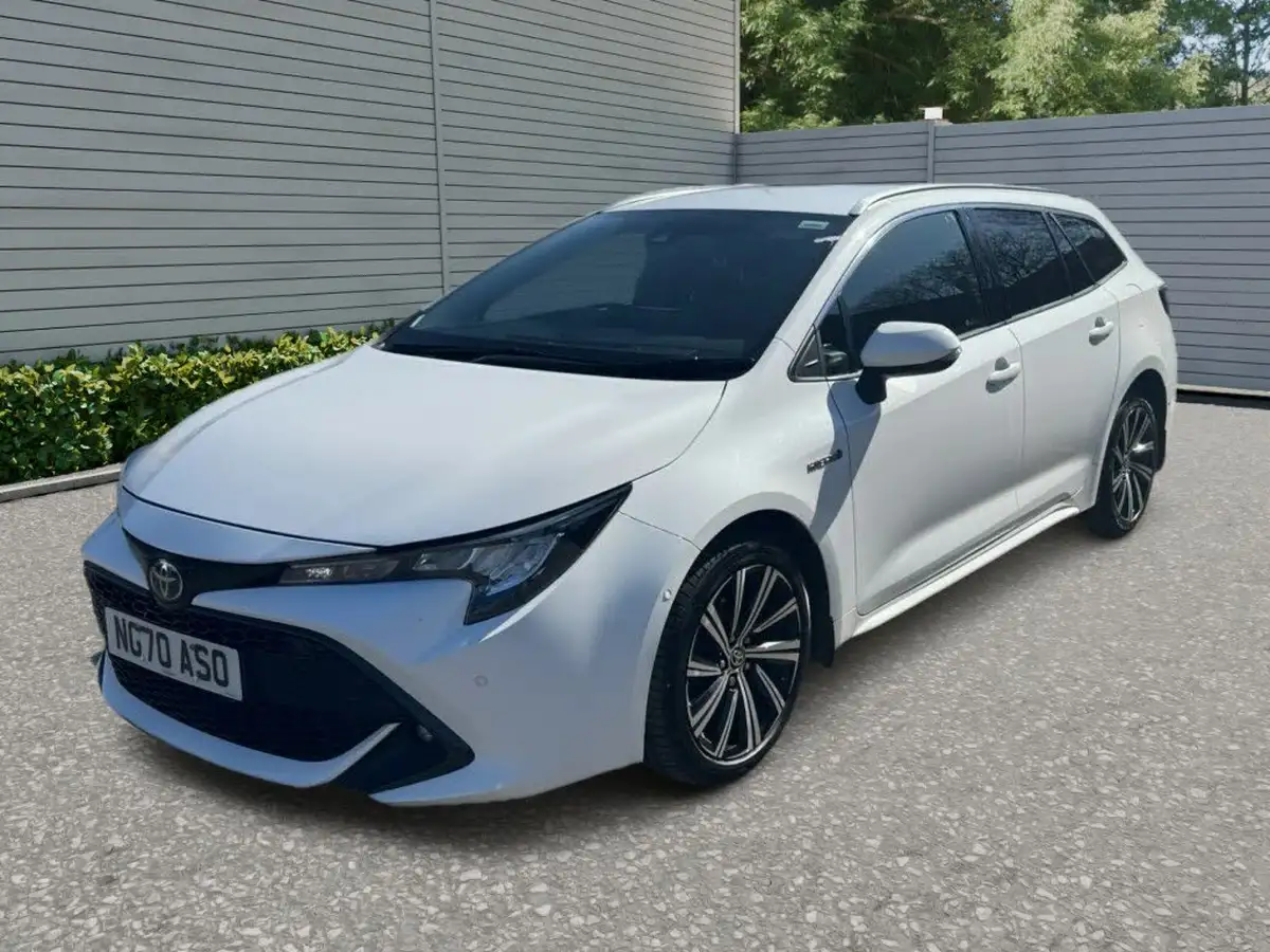 2021-toyota-corolla-18-vvt-i-design-trk-touring-sports-5d-big-0