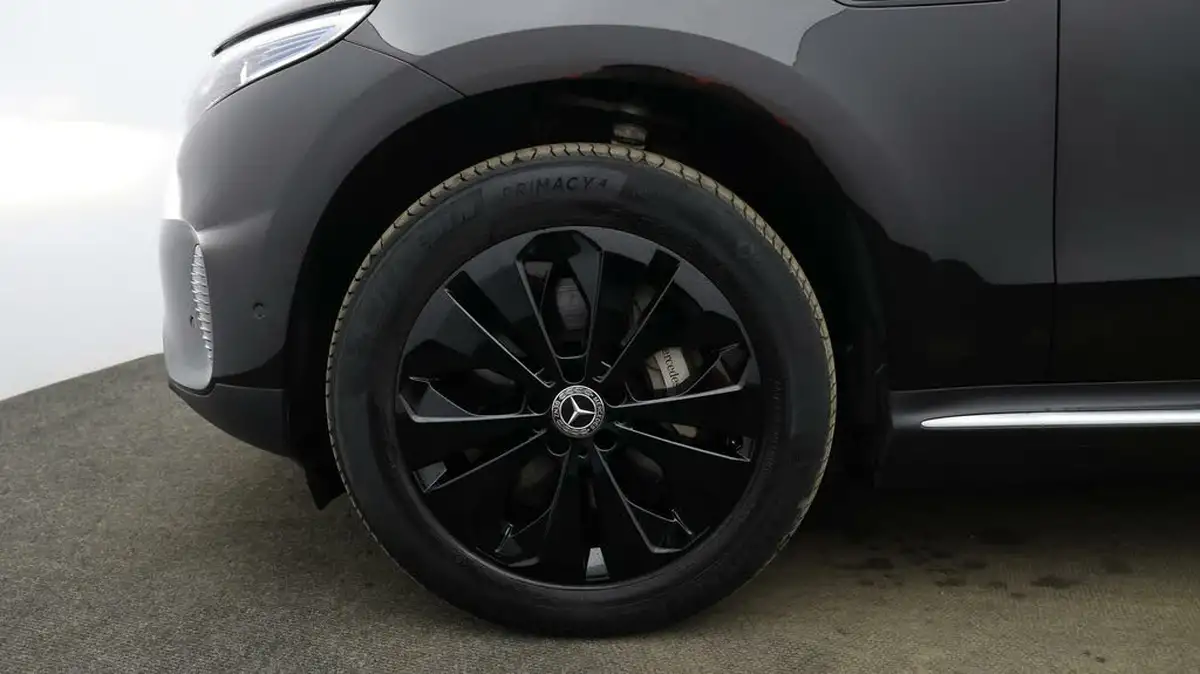 2021-mercedes-benz-eqc-e-eqc-400-sport-big-17