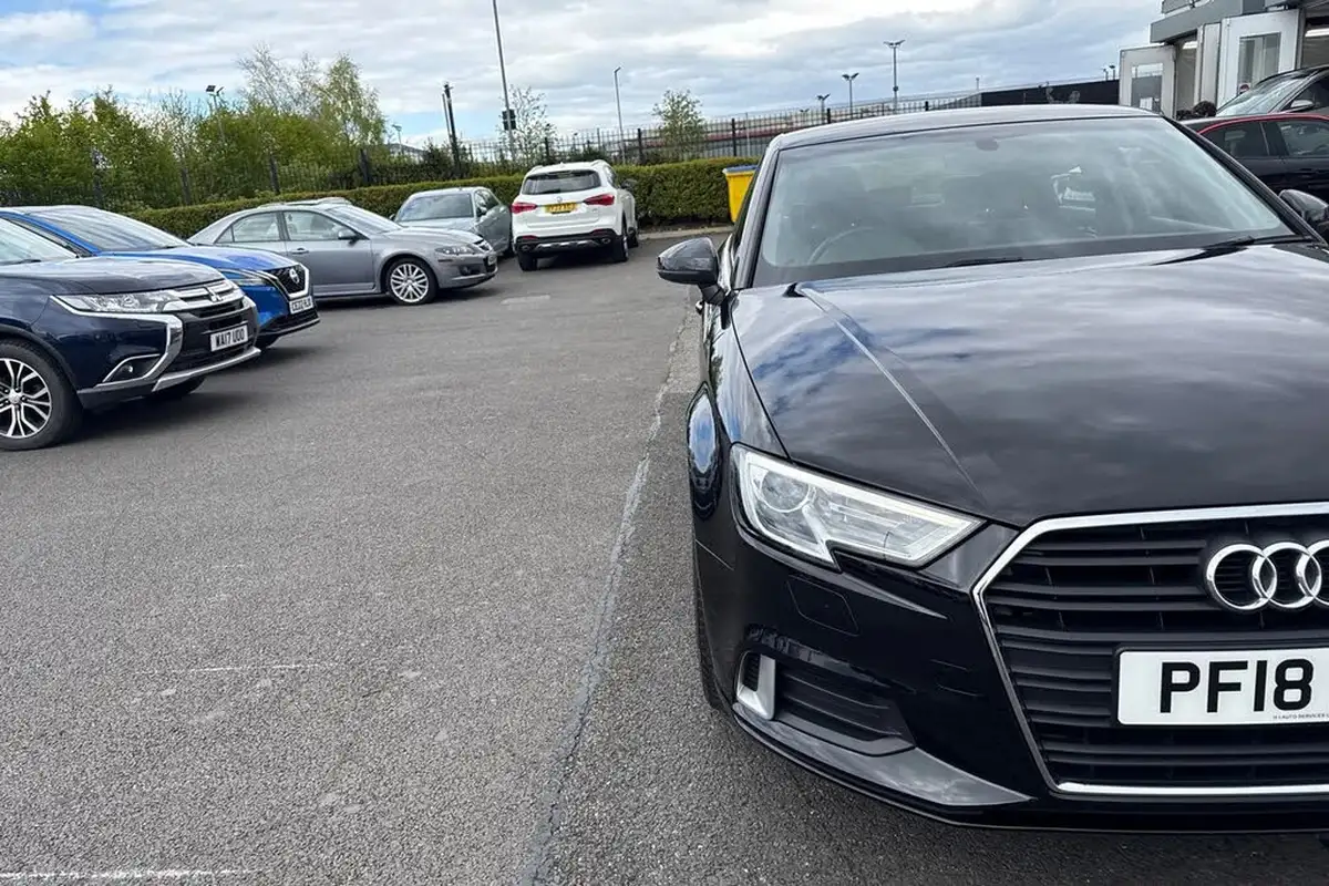 2018-audi-a3-15-tfsi-sport-saloon-4d-big-24