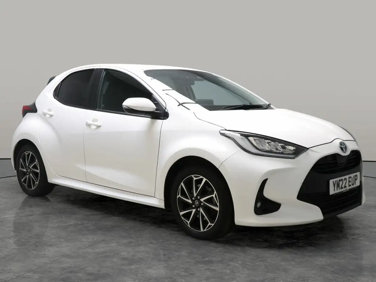 2022-toyota-yaris-15-vvt-i-design-big-7