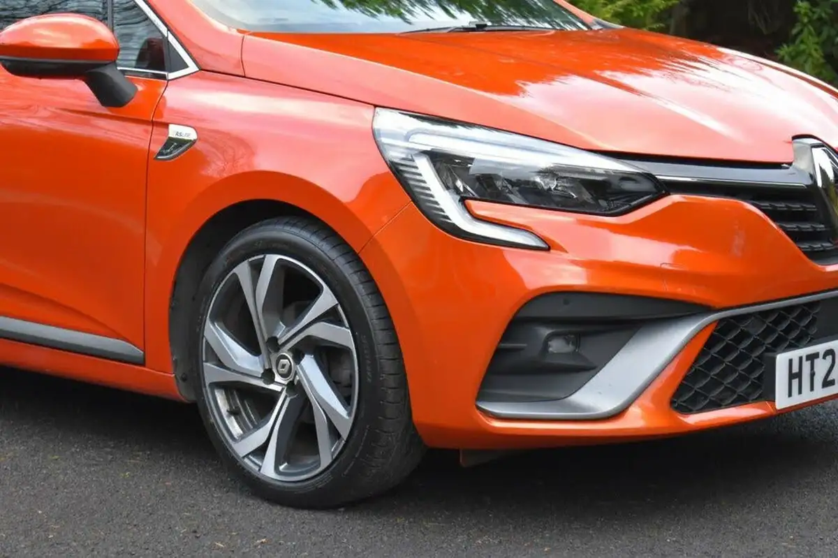 2022-renault-clio-10-tce-rs-line-rs-line-big-21