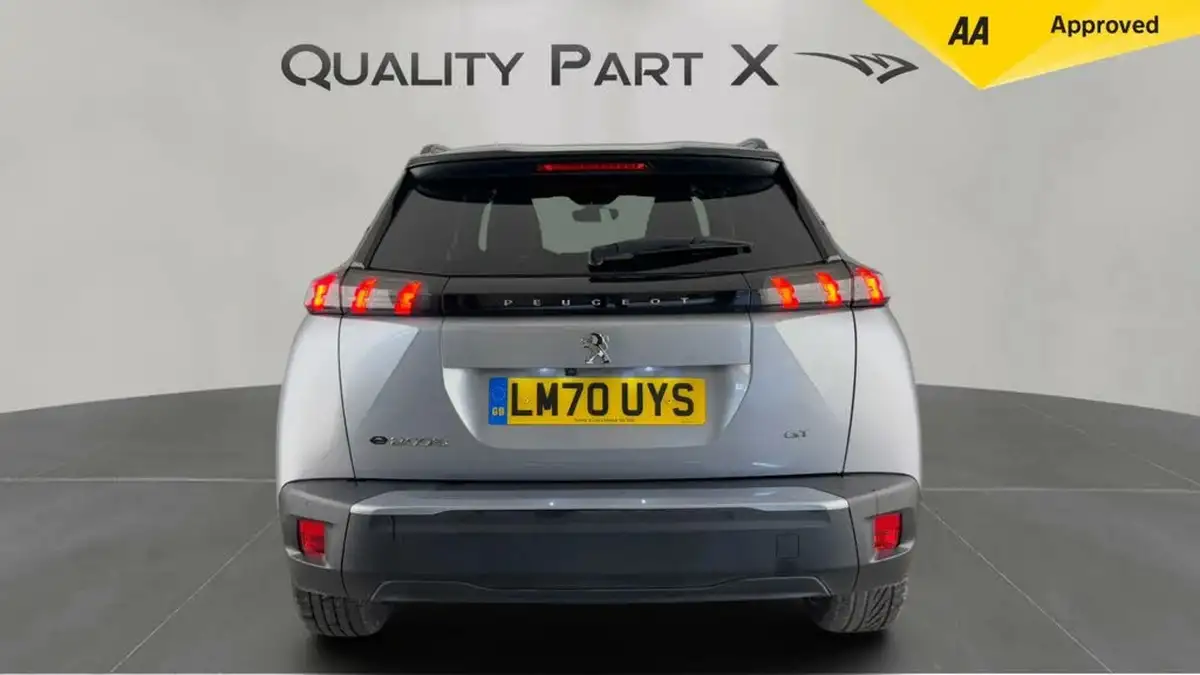 2021-peugeot-2008-suv-e-gt-big-3