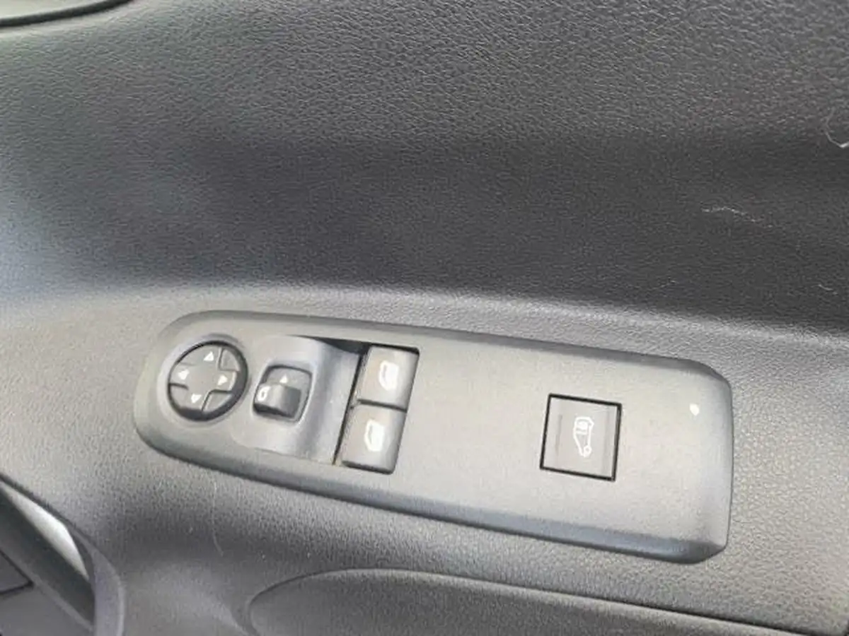 2021-peugeot-partner-15-bluehdi-1000-grip-100ps-eu6dt-big-19