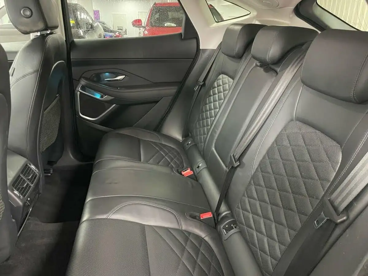 2019-jaguar-e-pace-20-i4d-hse-180ps-big-25