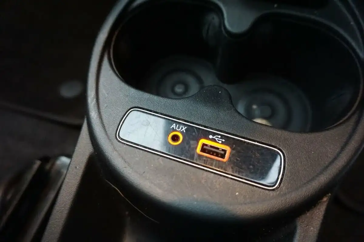 2018-fiat-500-12-lounge-big-29