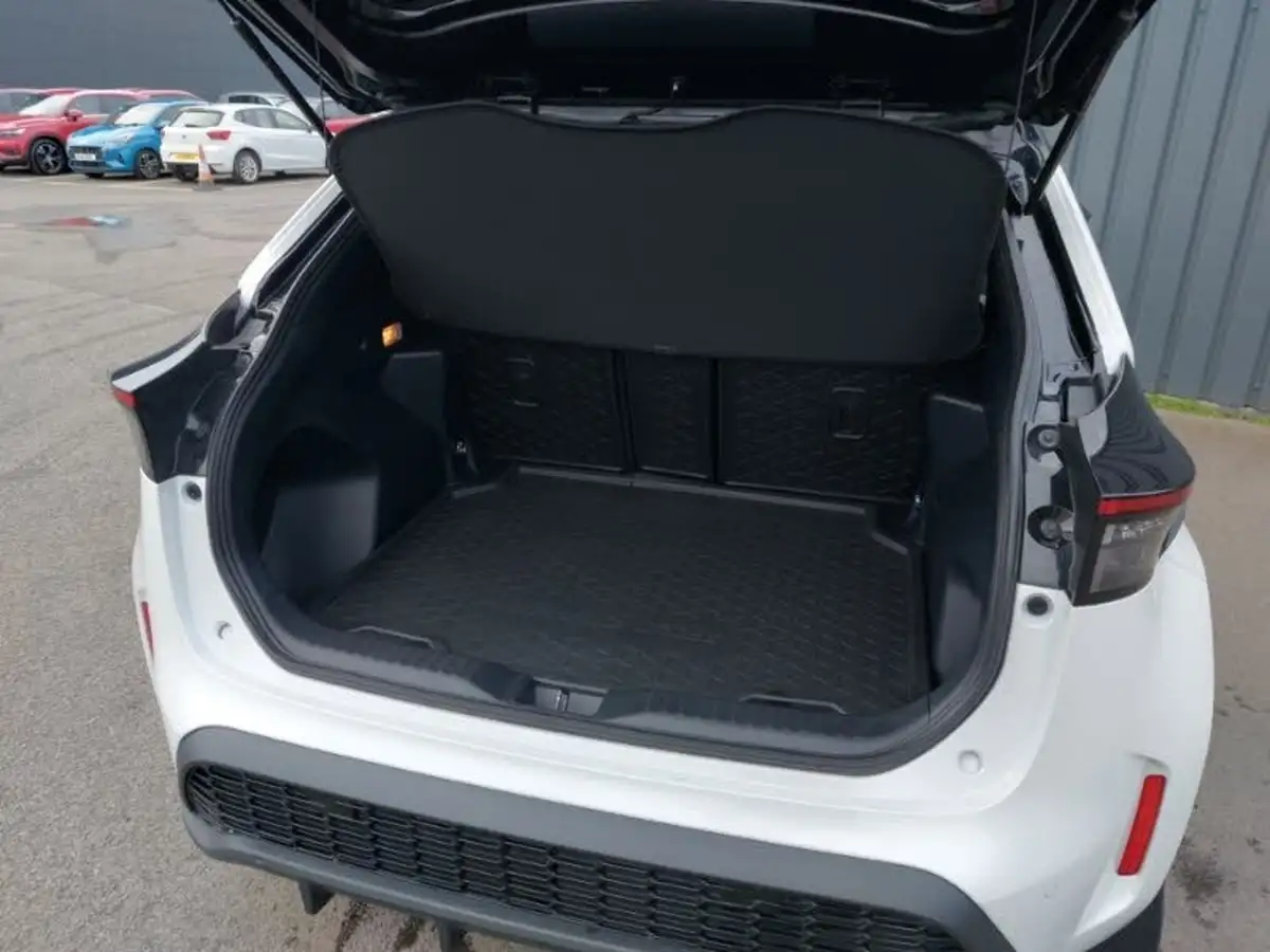 2023-toyota-yaris-cross-15-vvt-i-gr-sport-big-7