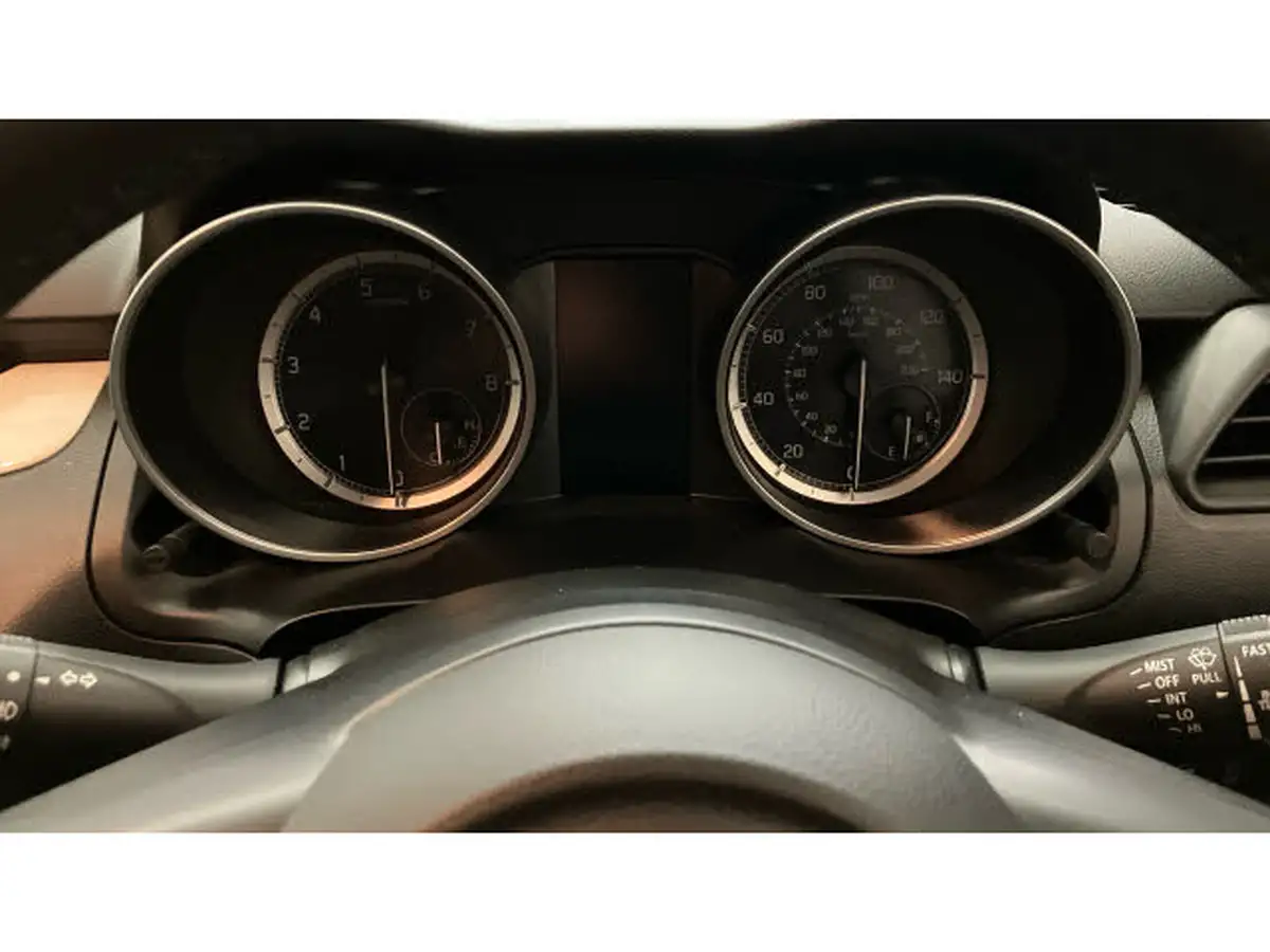 2019-suzuki-swift-12-dualjet-sz5-allgrip-big-10