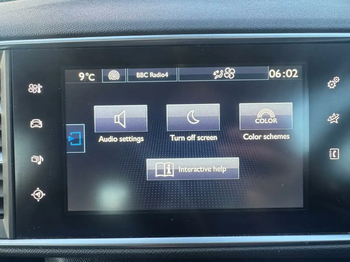 2015-peugeot-308-16-bluehdi-allure-16bluehdi-big-38