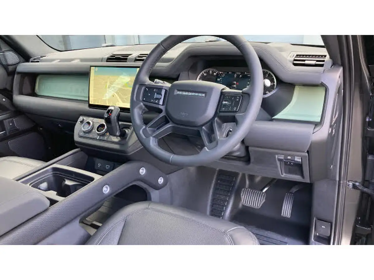 2024-land-rover-90-defender-30-d300-75th-edition-big-33
