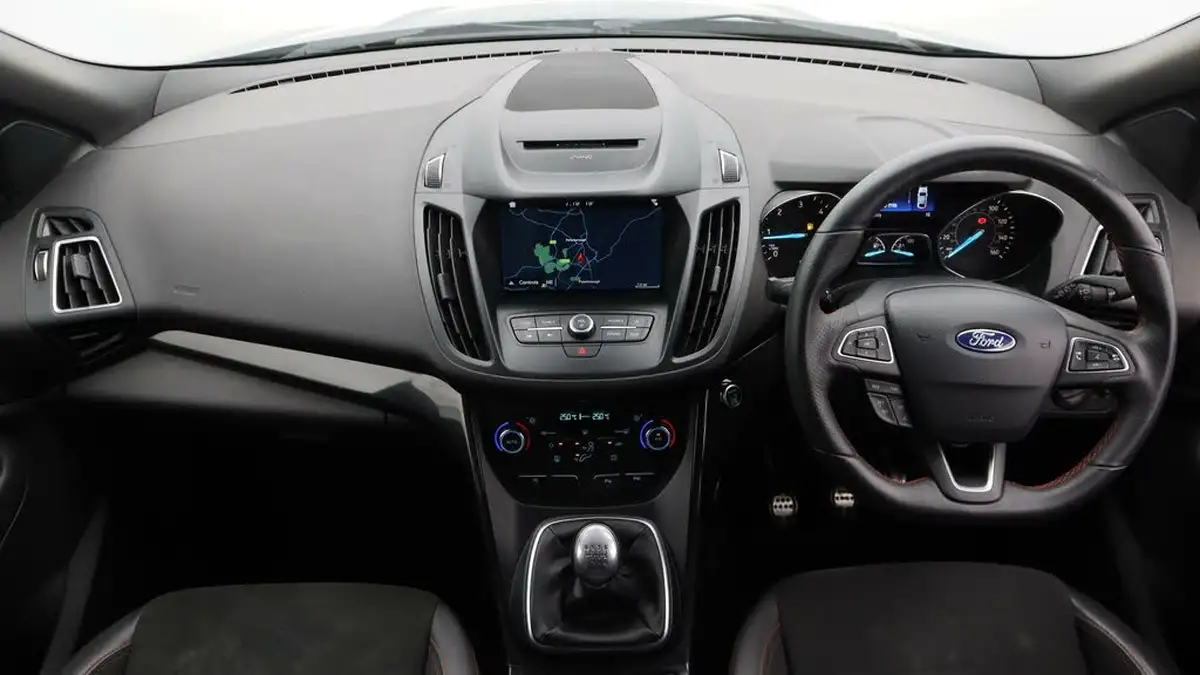 2019-ford-kuga-15tdci-st-line-ss-big-13