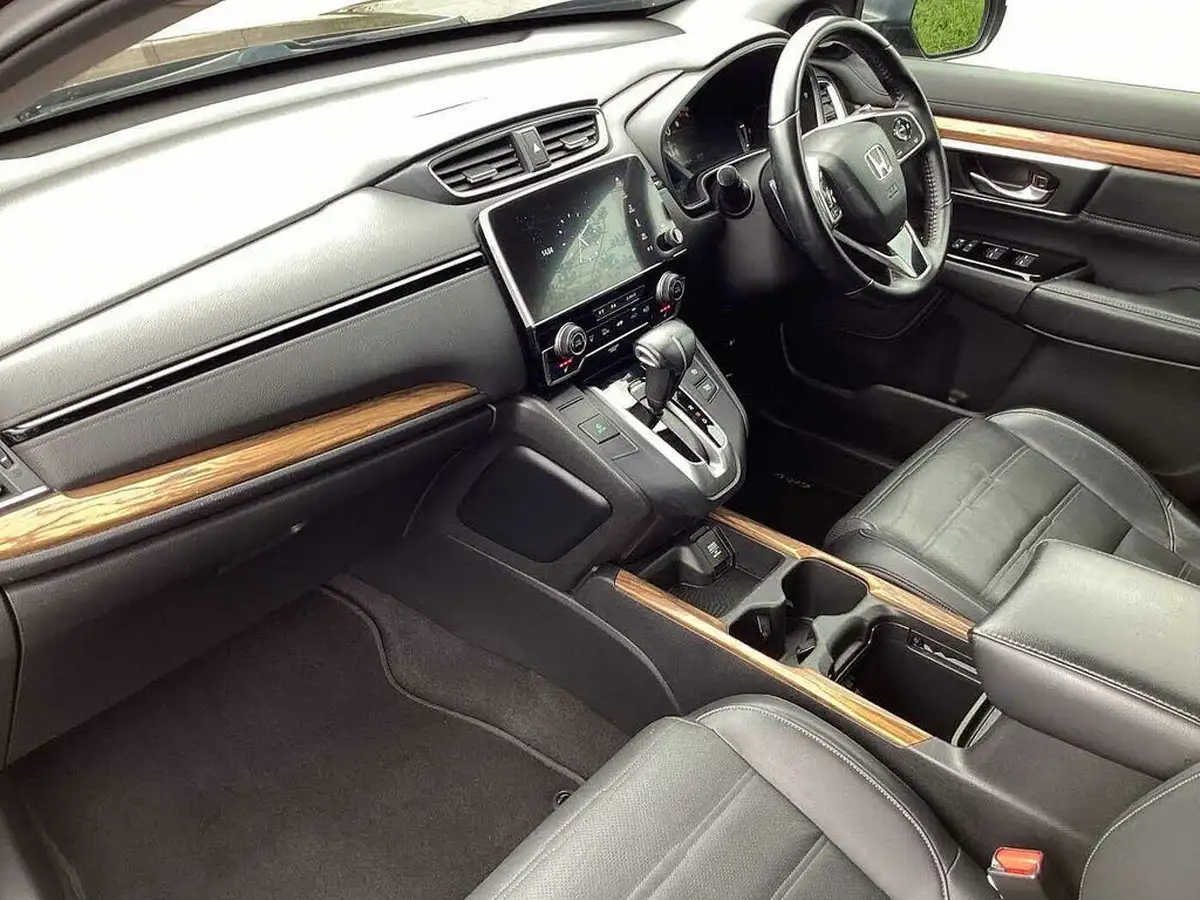 2019-honda-cr-v-15-vtec-turbo-sr-193ps-cvt-big-1