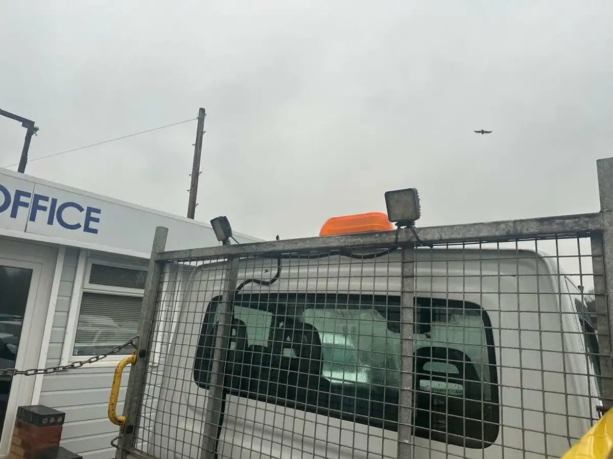 2021-iveco-daily-s-class-23td-35s14-3450-eu6-chassis-cab-hi-matic-big-27