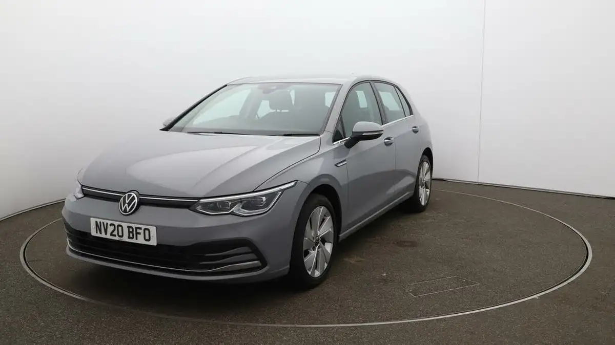 2020-volkswagen-golf-15-tsi-style-130ps-hatchback-big-30